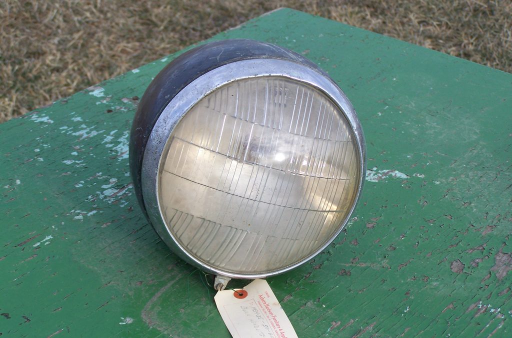 1934-35 (50-60-90 Series) Buick Headlight