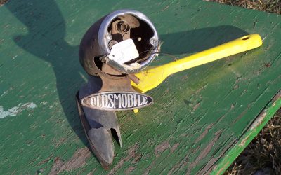 1933 Oldsmobile Tail Light