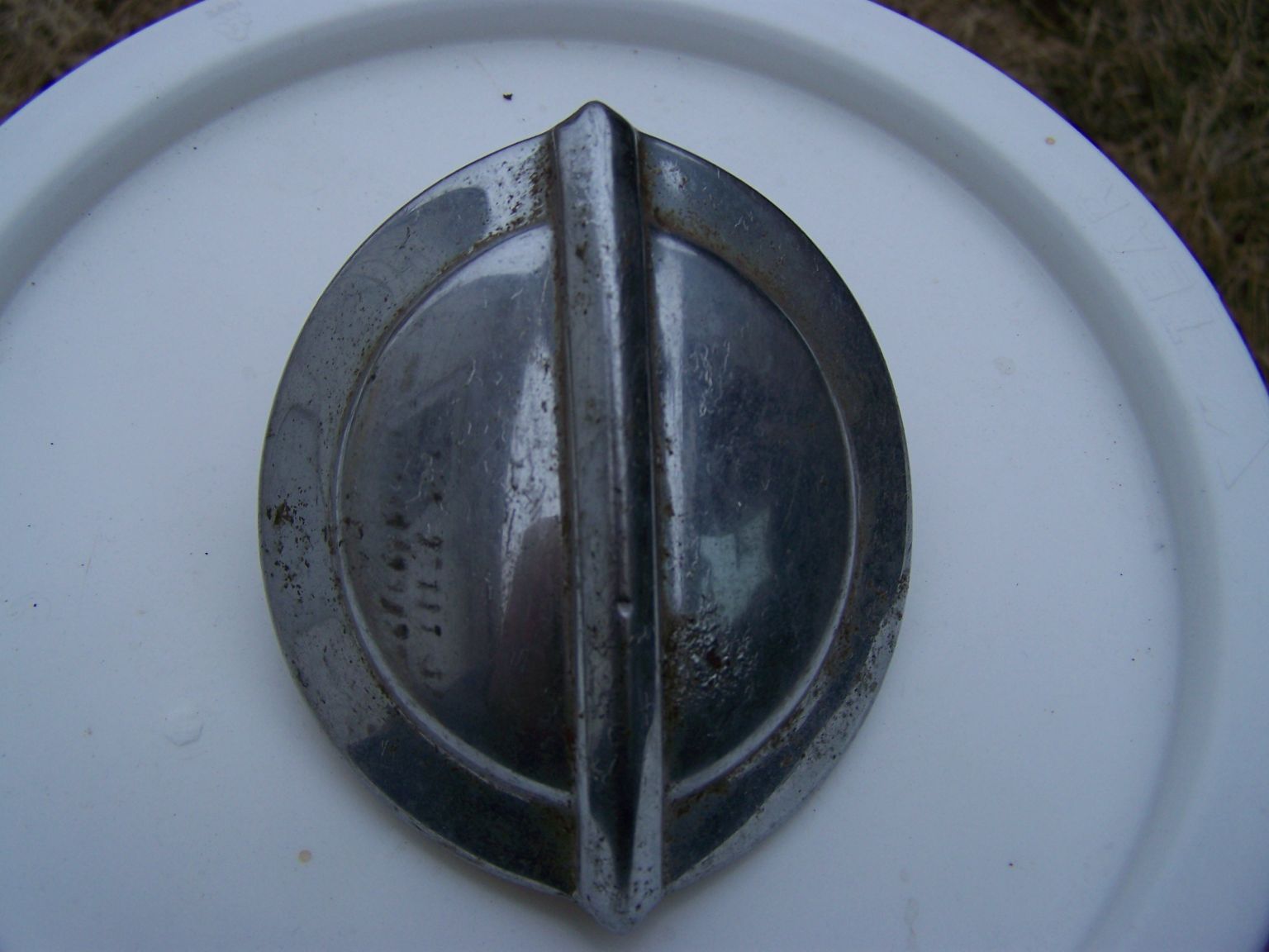 1933-35 Chevrolet Crank Hole Cover